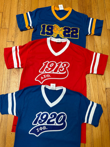 D9 - Retro V-Neck Jersey Tee